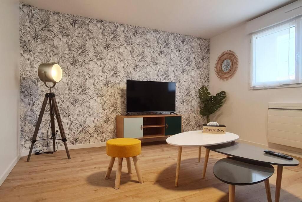 Ferienwohnung L'Echappee Belle Bessines Exterior foto